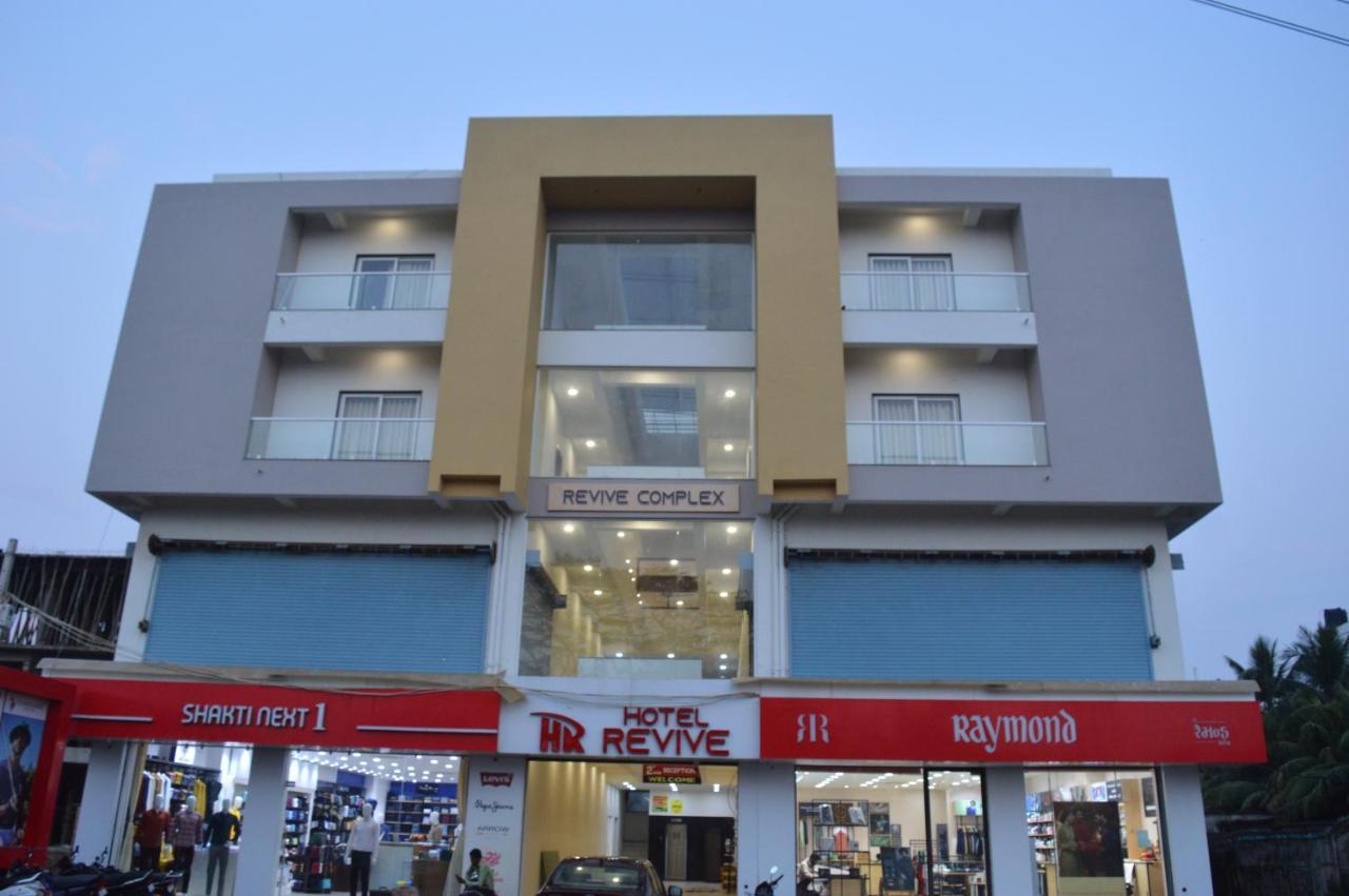 Hotel Revive Veraval Exterior photo